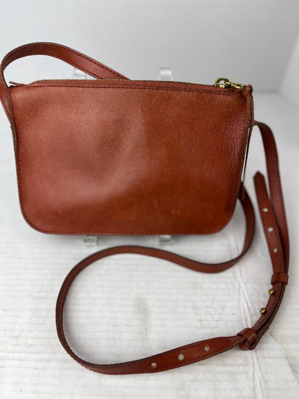 Women's small tan Madewell Crossbody bag, 9" x 6.5" x 1.5"